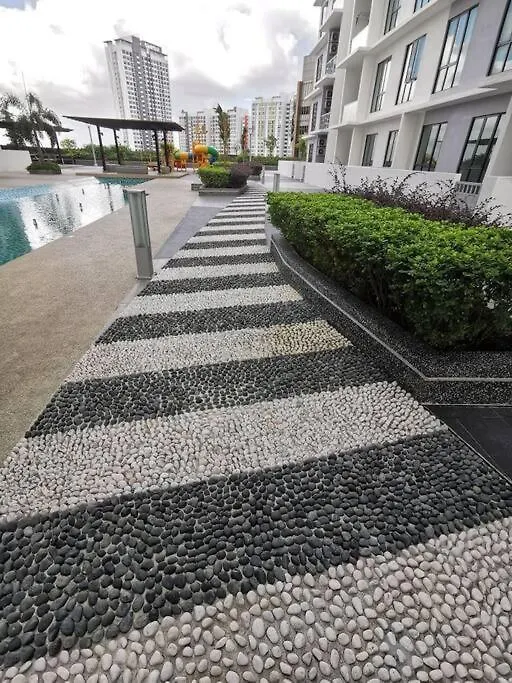 Platino 2Bedrooms Paradigm Mall Netflix By Stay